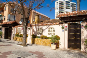 Fantastic chalet 5 mins away from the beach by easyBNB, Torremolinos